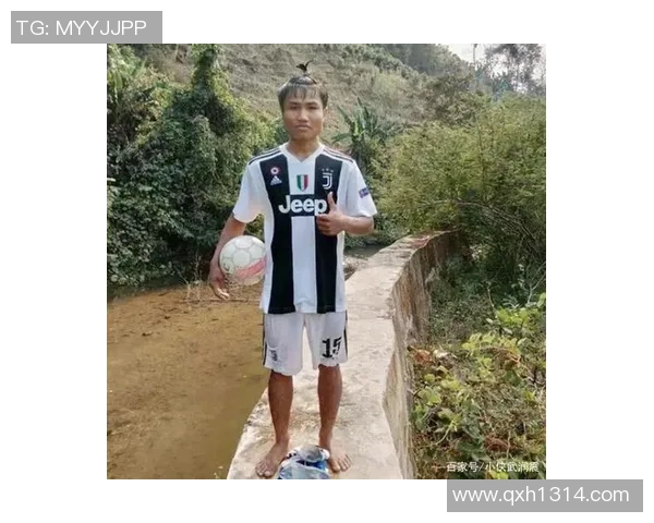 在河中踢足球的乐趣与挑战探讨与体验分享